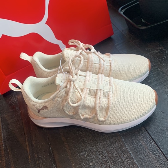 NIB Womens PUMA prowl knit Cream Athletic Running Shoes VARIOUS SIZES - Picture 3 of 5